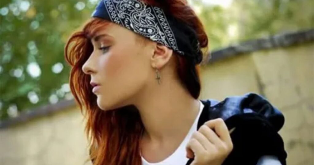 Trendy Bandana Hairstyles for Short Hair